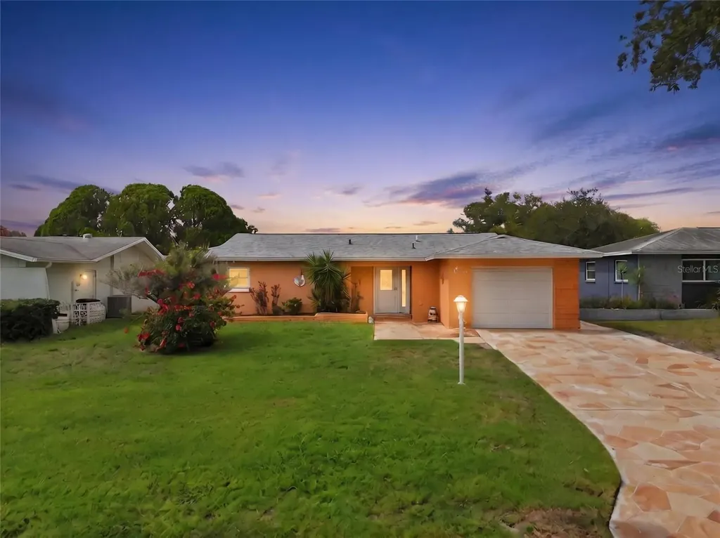 2158 Scotland Drive Clearwater FL 33763