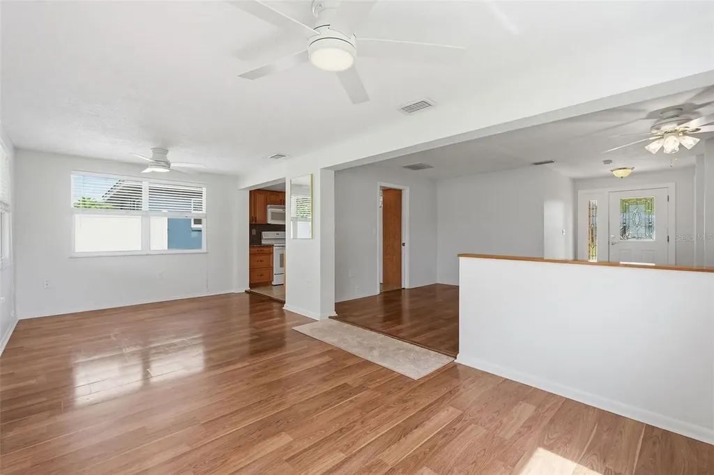 2158 Scotland Drive Clearwater FL 33763