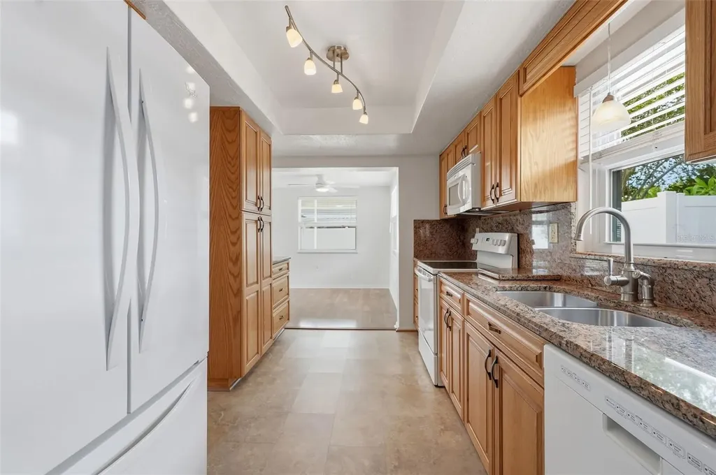 2158 Scotland Drive Clearwater FL 33763