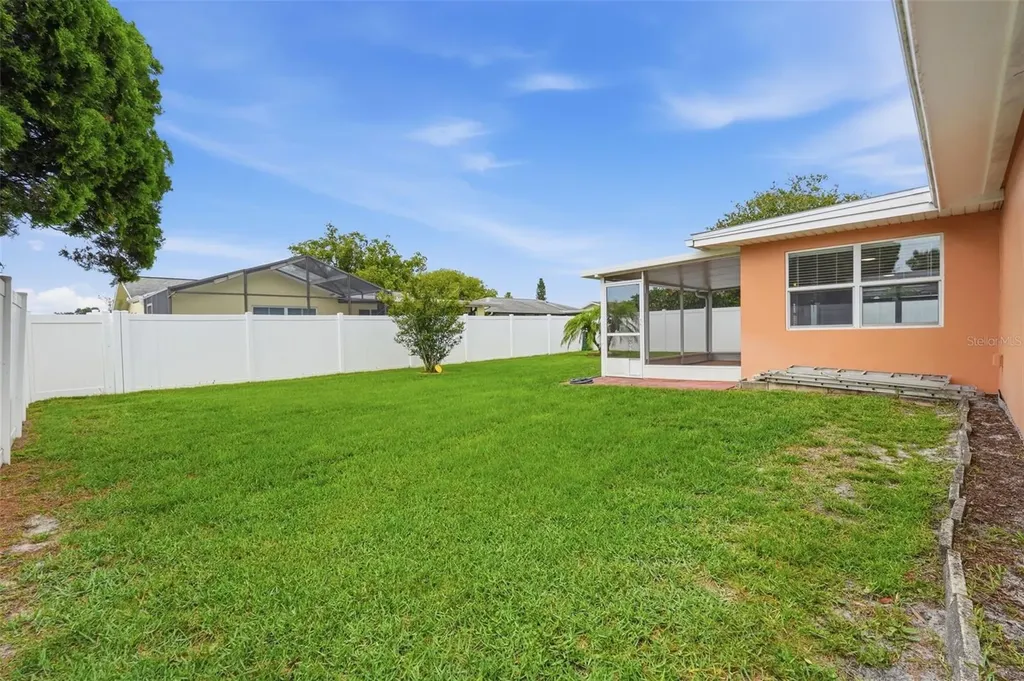 2158 Scotland Drive Clearwater FL 33763