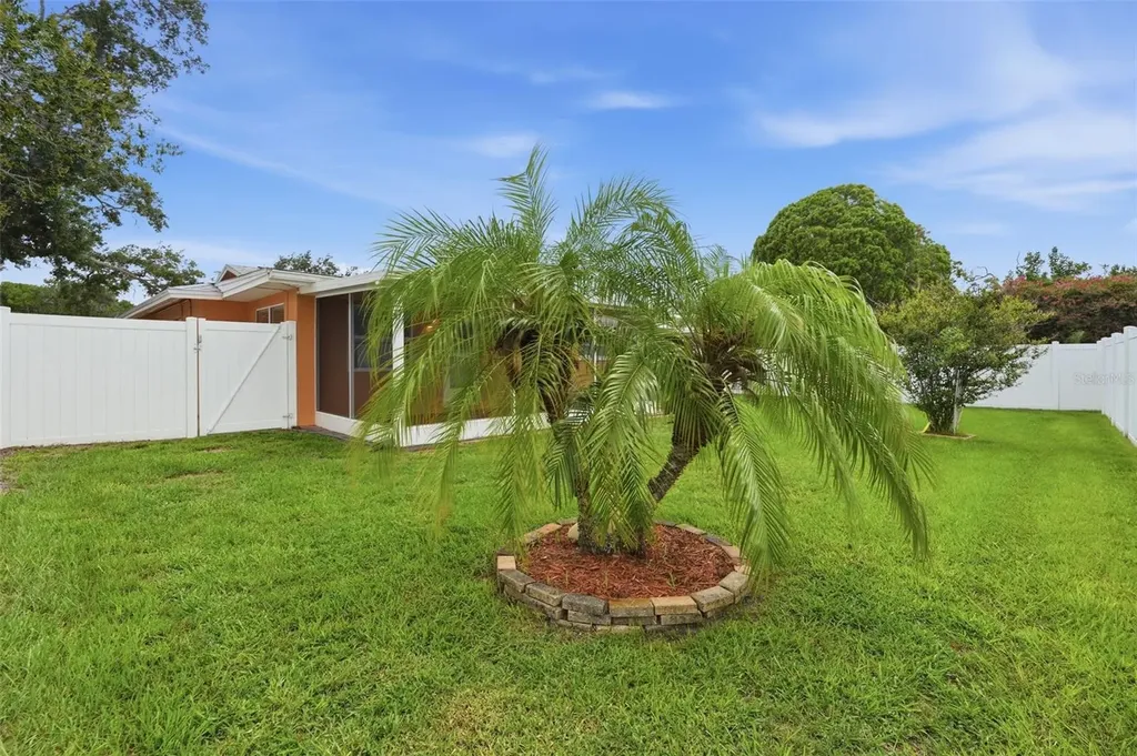 2158 Scotland Drive Clearwater FL 33763
