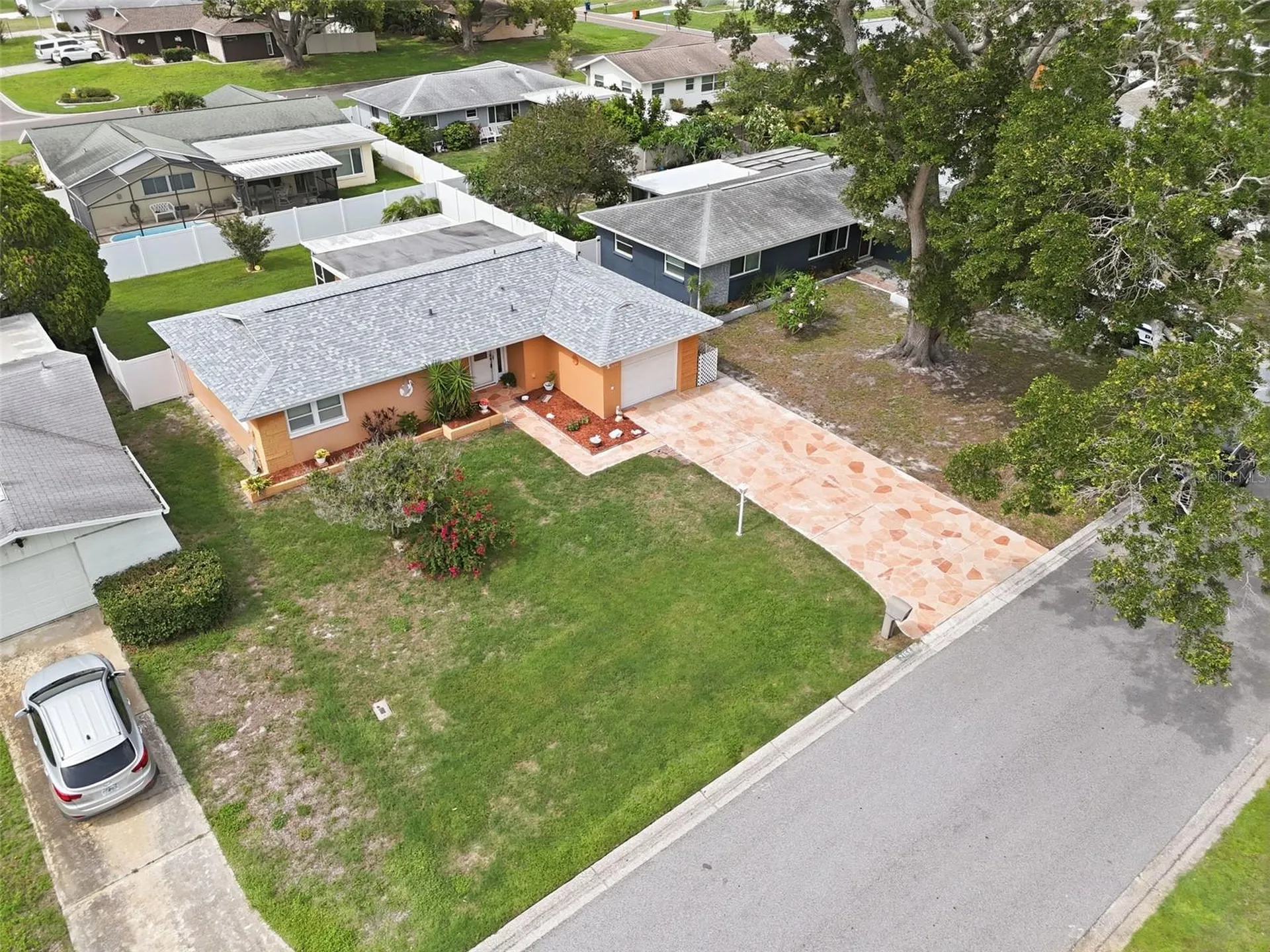 2158 Scotland Drive Clearwater FL 33763