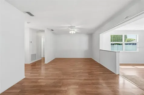 2158 Scotland Drive Clearwater FL 33763