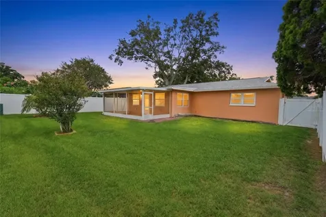 2158 Scotland Drive Clearwater FL 33763
