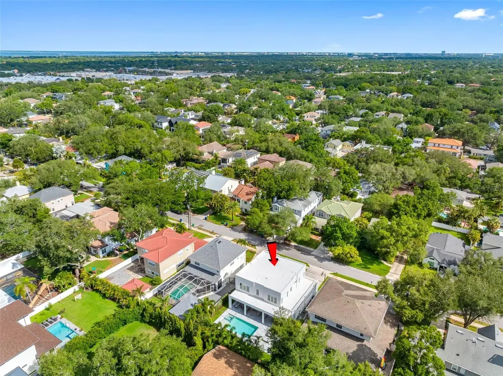 3208 W Lawn Avenue Tampa FL 33611