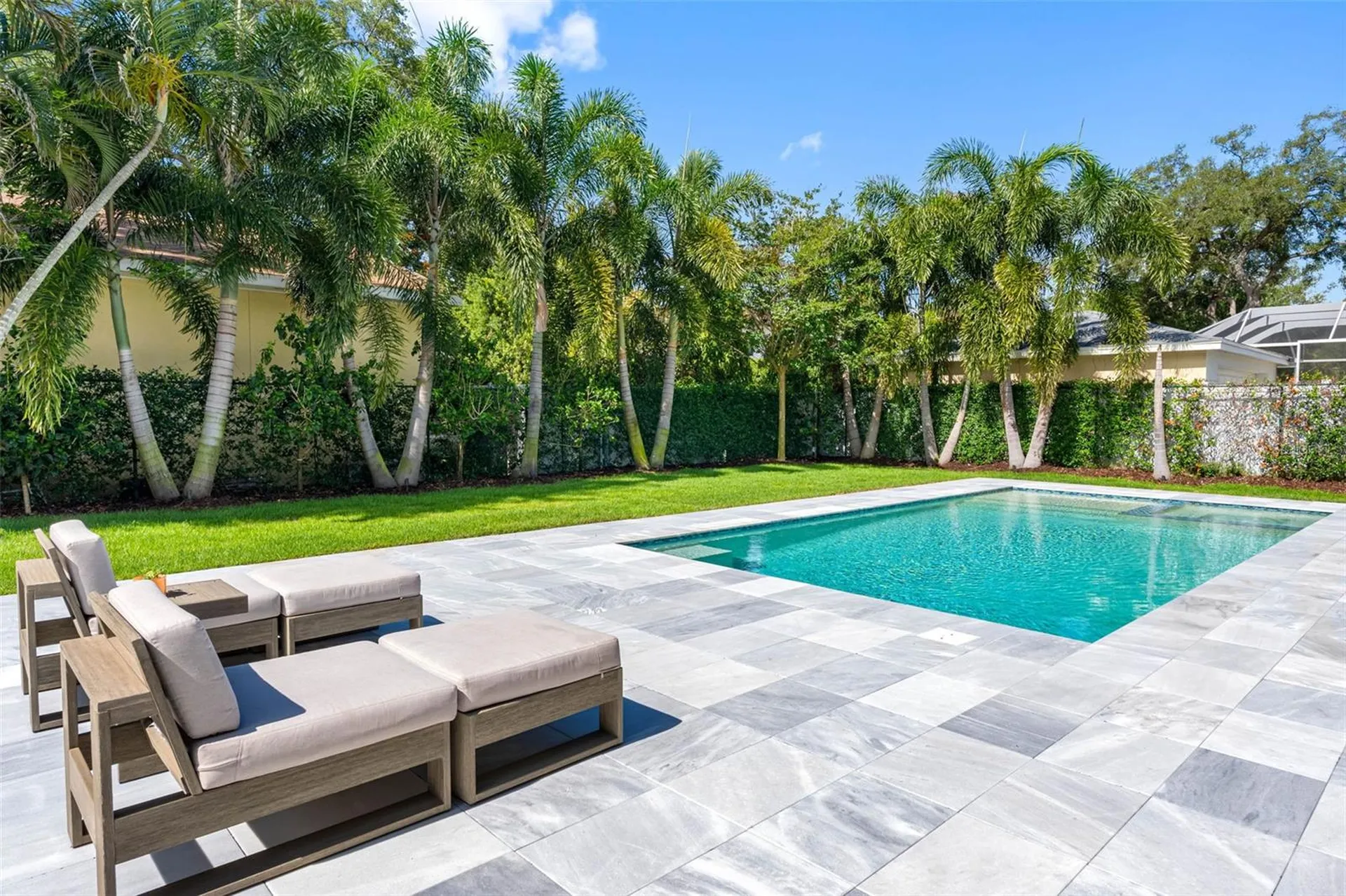 3208 W Lawn Avenue Tampa FL 33611