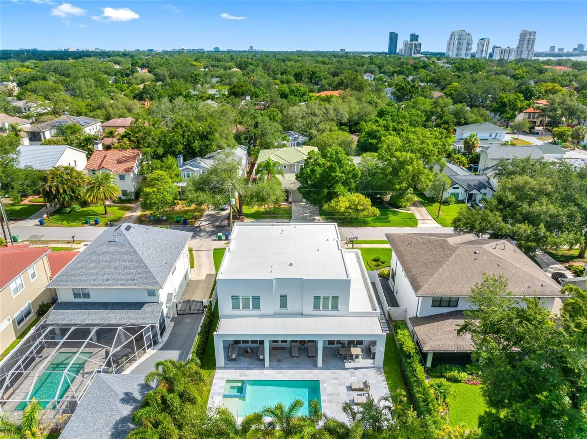 3208 W Lawn Avenue Tampa FL 33611