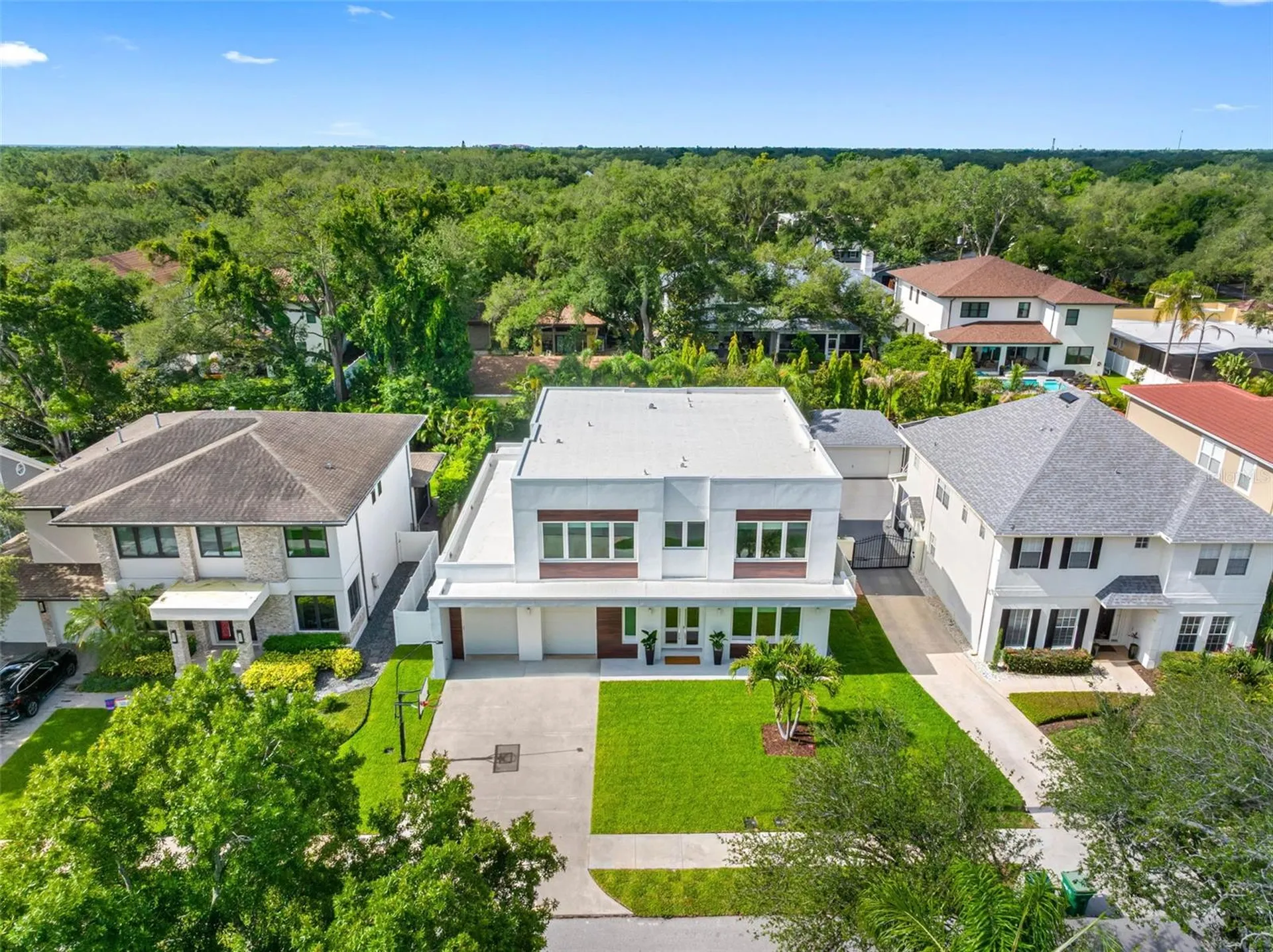 3208 W Lawn Avenue Tampa FL 33611