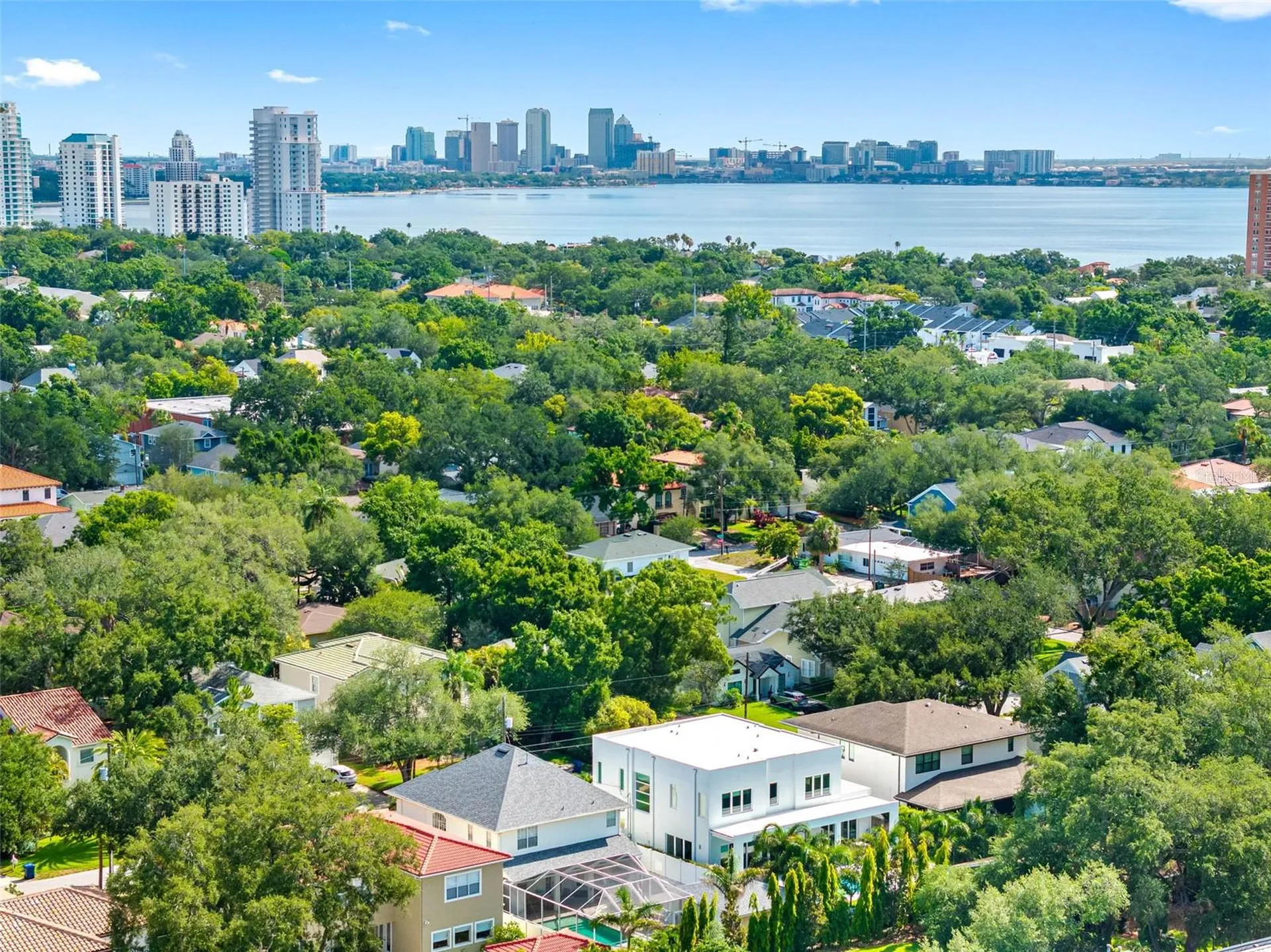 3208 W Lawn Avenue Tampa FL 33611
