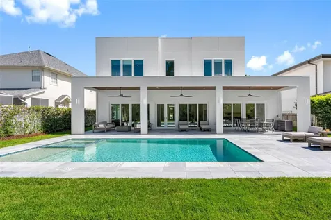 3208 W Lawn Avenue Tampa FL 33611