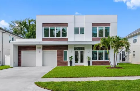 3208 W Lawn Avenue Tampa FL 33611
