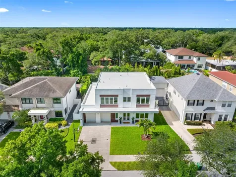 3208 W Lawn Avenue Tampa FL 33611