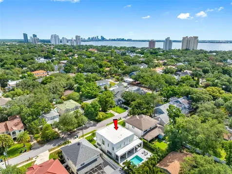 3208 W Lawn Avenue Tampa FL 33611