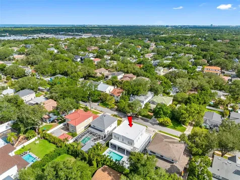 3208 W Lawn Avenue Tampa FL 33611