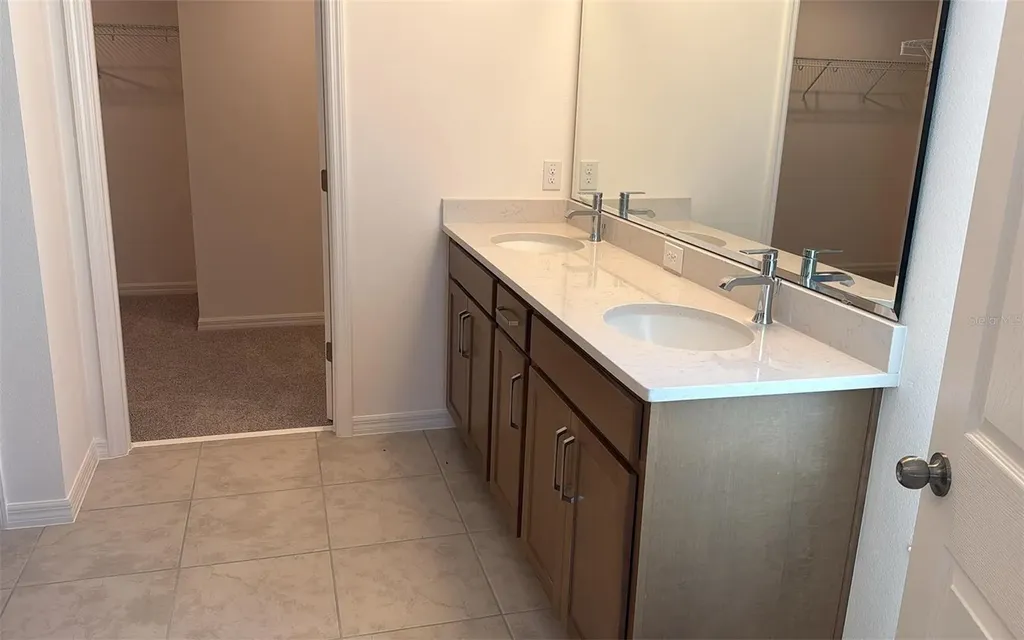 6863 Spanish Imperial Street Howey In The Hills FL 34737
