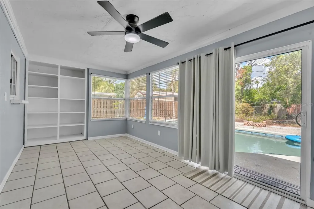 355 Mcarthur Avenue Sarasota FL 34243