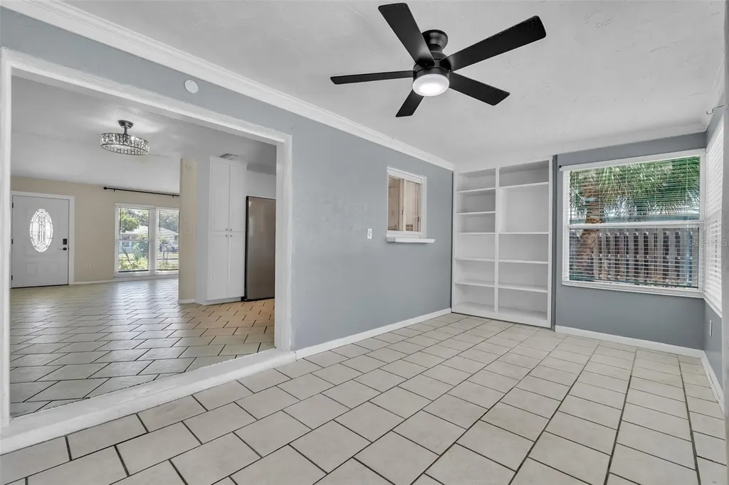 355 Mcarthur Avenue Sarasota FL 34243