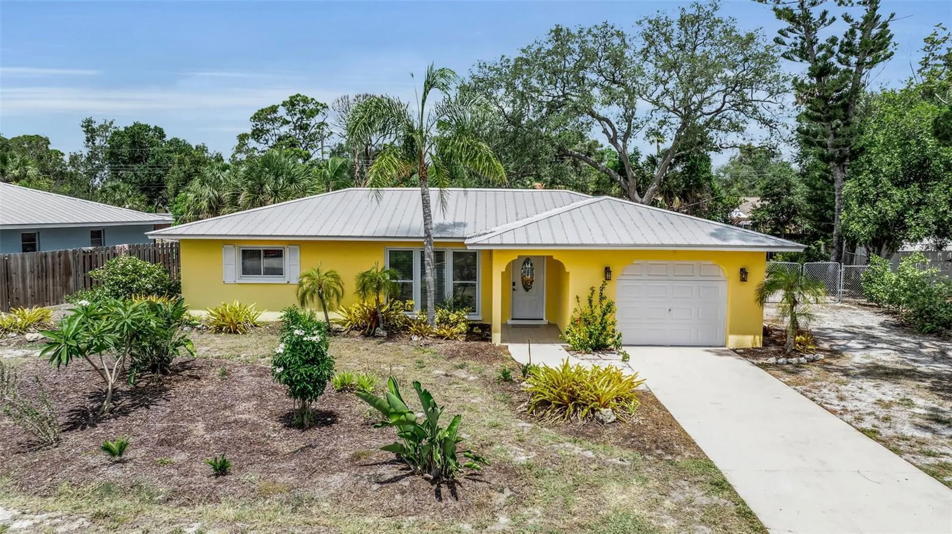 355 Mcarthur Avenue Sarasota FL 34243