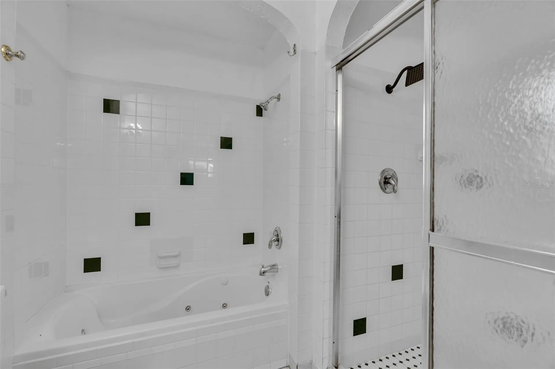 355 Mcarthur Avenue Sarasota FL 34243