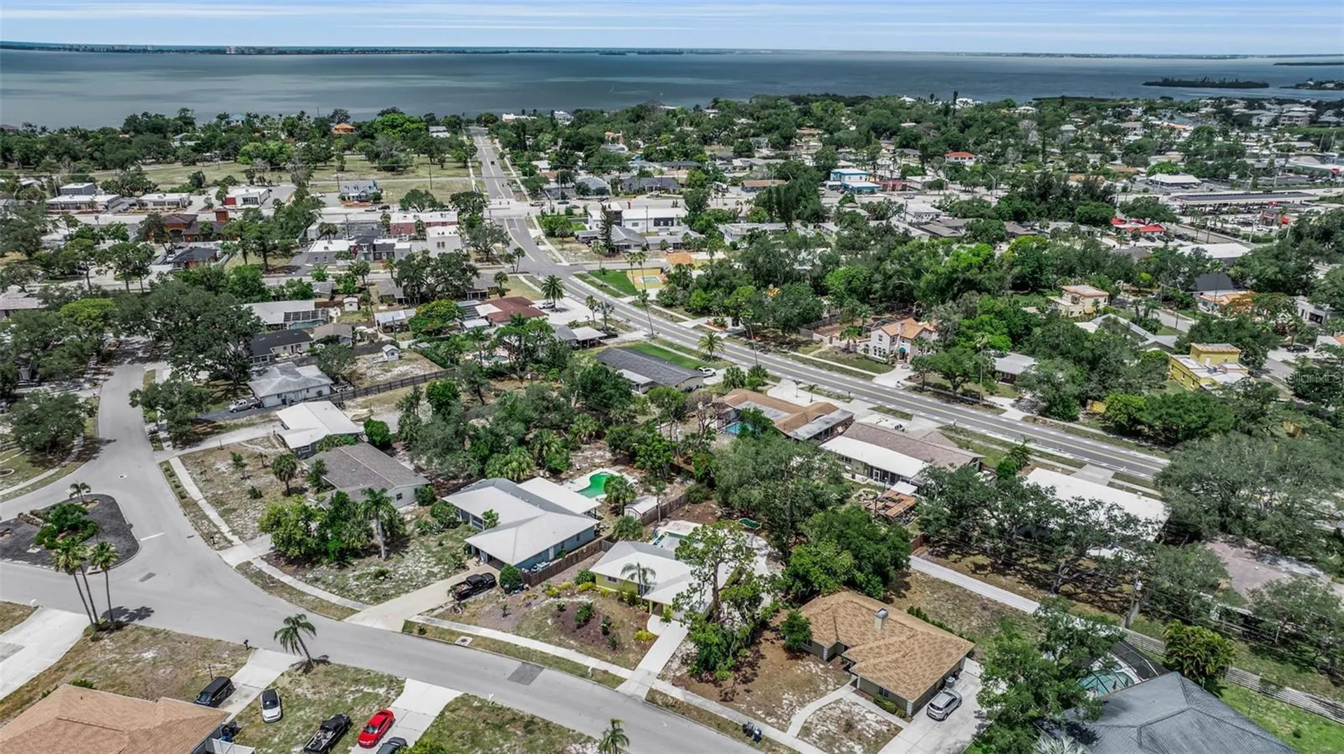 355 Mcarthur Avenue Sarasota FL 34243