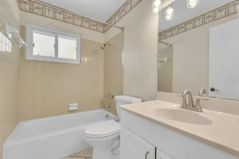 355 Mcarthur Avenue Sarasota FL 34243