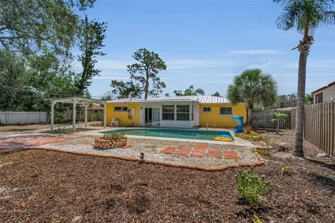 355 Mcarthur Avenue Sarasota FL 34243