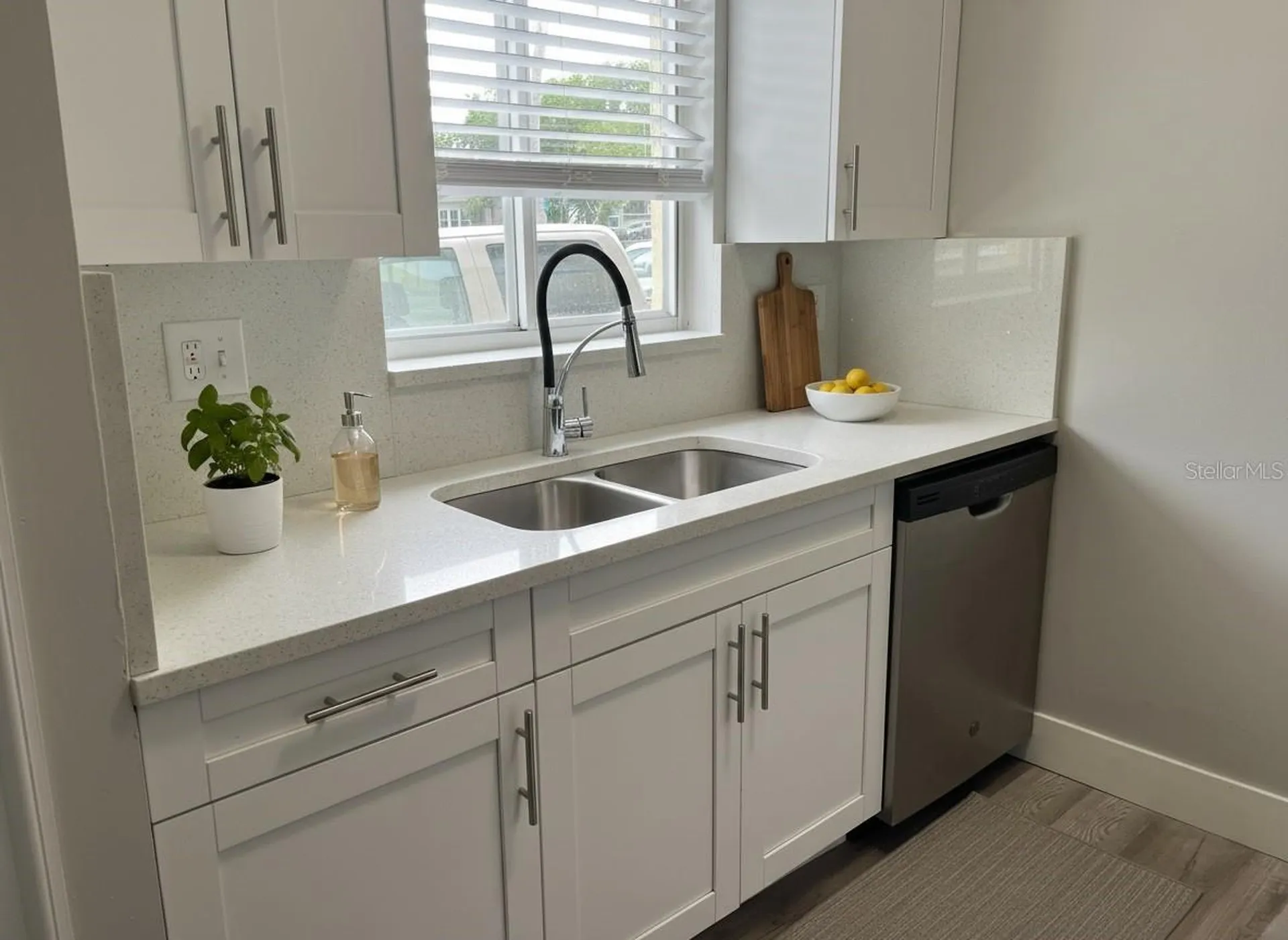 3206 W Azeele Street Tampa FL 33609