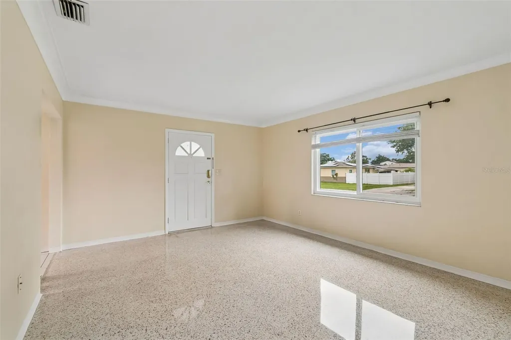 3664 29th Avenue N St Petersburg FL 33713