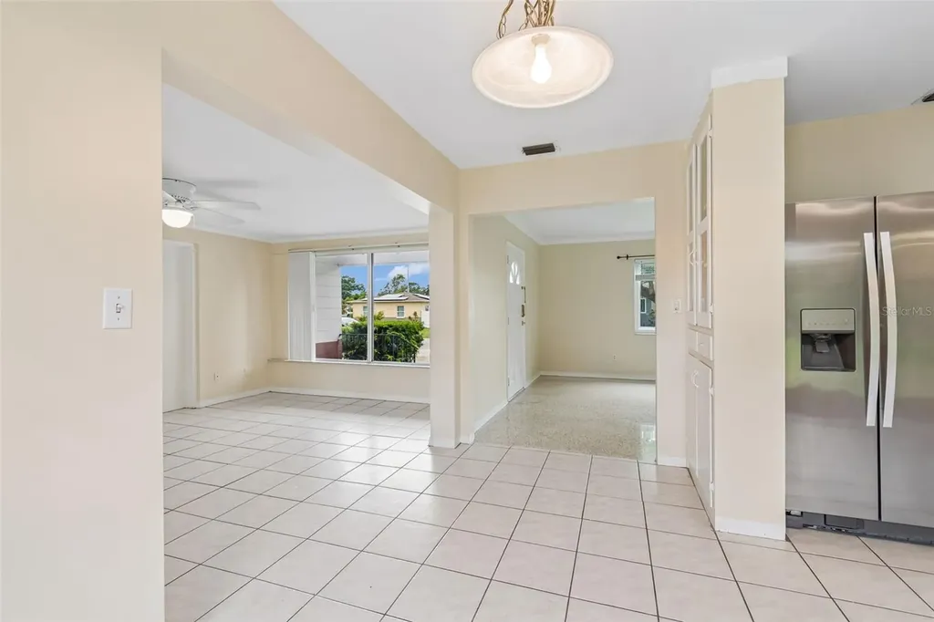 3664 29th Avenue N St Petersburg FL 33713