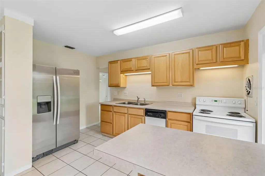 3664 29th Avenue N St Petersburg FL 33713