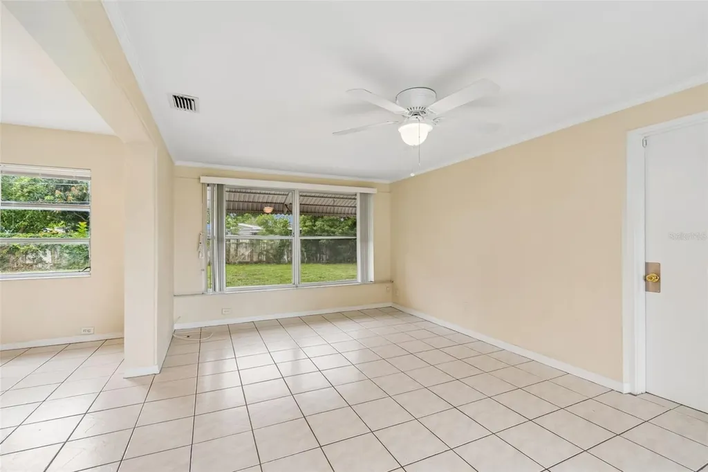 3664 29th Avenue N St Petersburg FL 33713