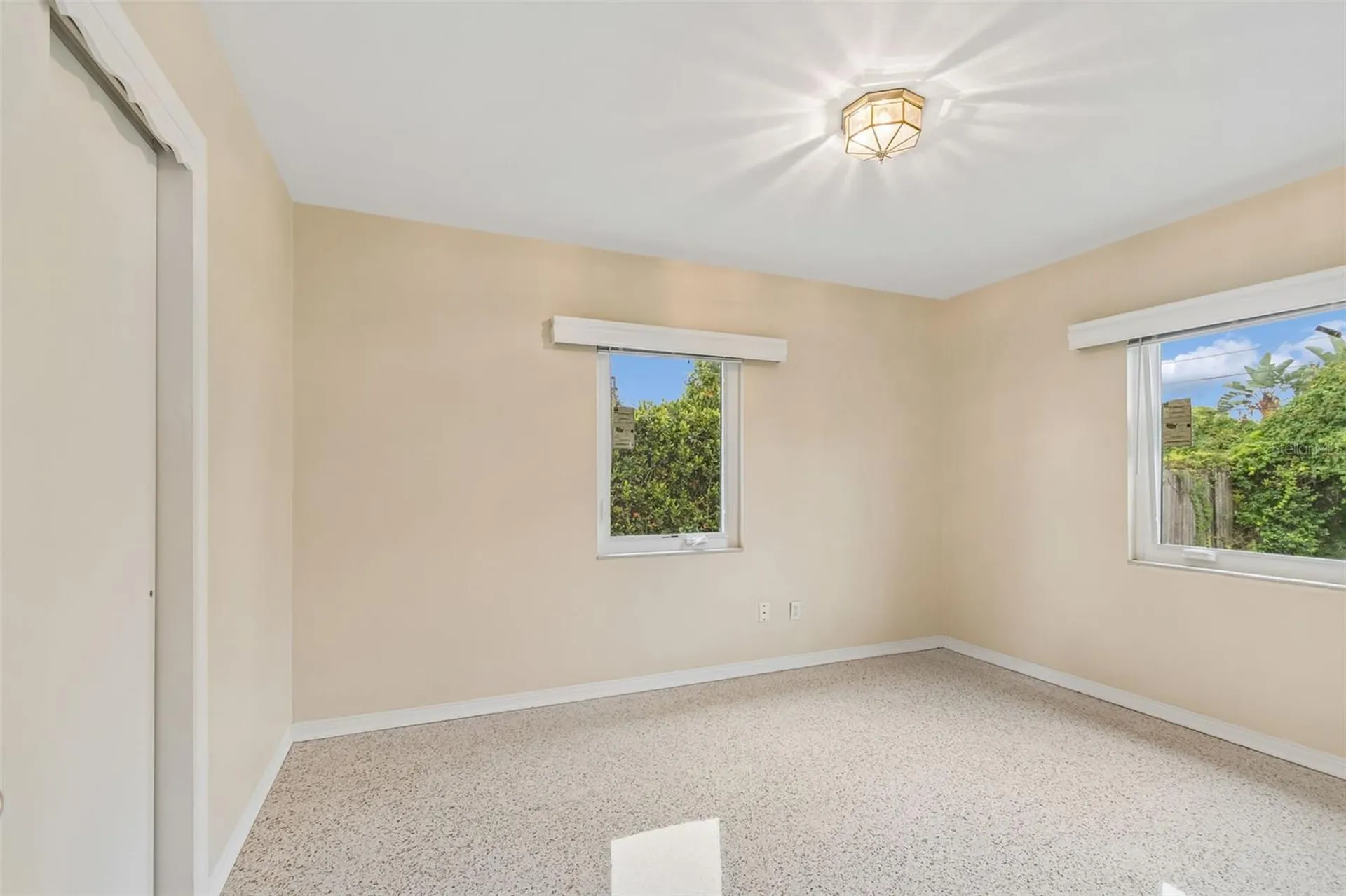 3664 29th Avenue N St Petersburg FL 33713