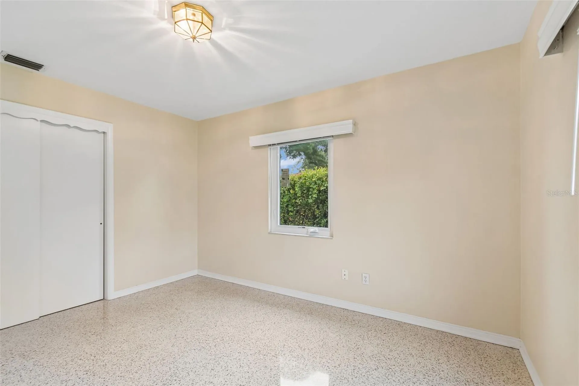 3664 29th Avenue N St Petersburg FL 33713