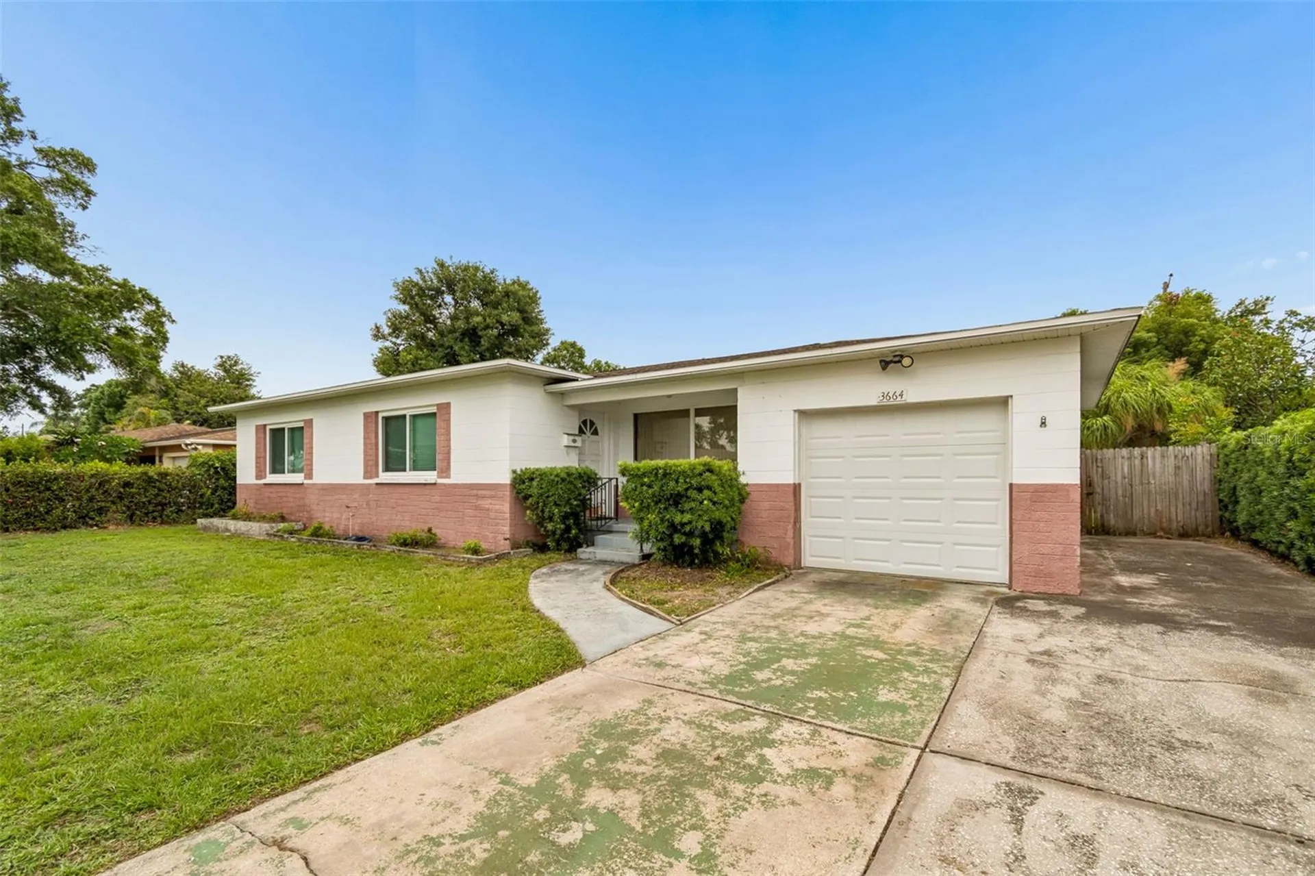 3664 29th Avenue N St Petersburg FL 33713