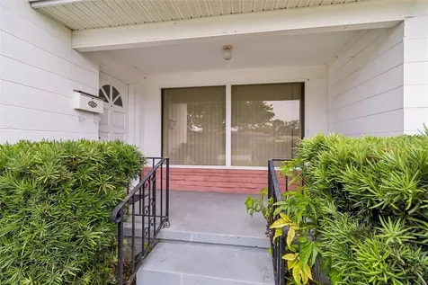 3664 29th Avenue N St Petersburg FL 33713
