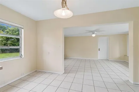 3664 29th Avenue N St Petersburg FL 33713