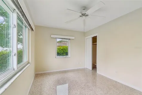 3664 29th Avenue N St Petersburg FL 33713