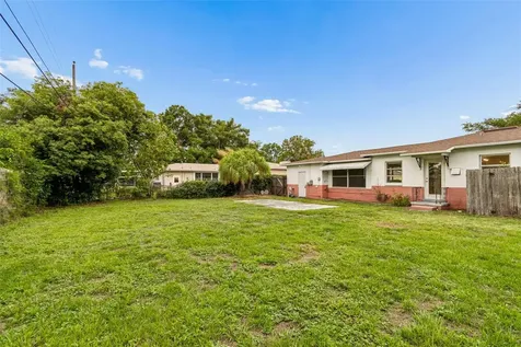 3664 29th Avenue N St Petersburg FL 33713