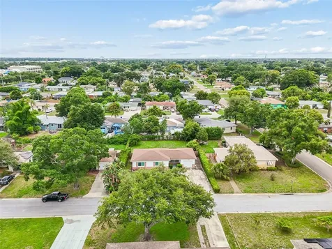 3664 29th Avenue N St Petersburg FL 33713