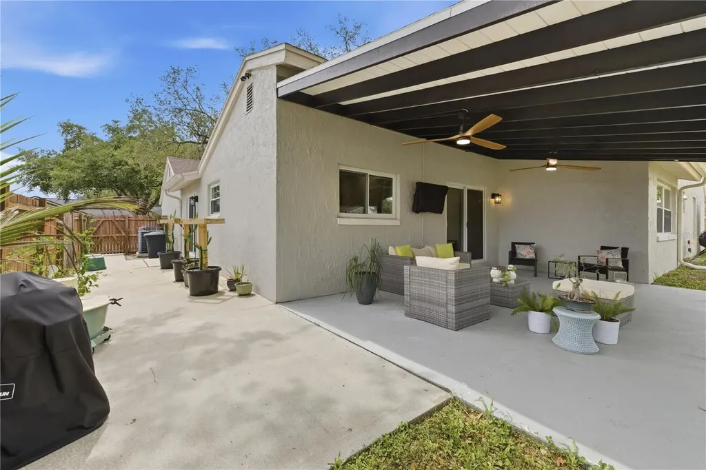 1389 Ponce De Leon Boulevard Winter Springs FL 32708