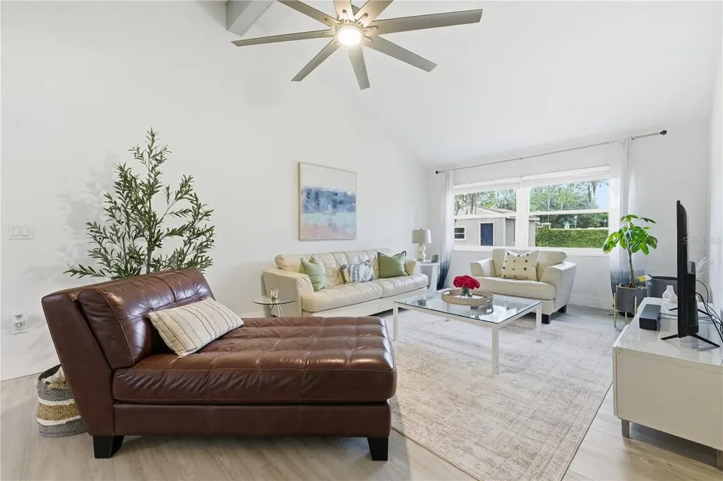 1389 Ponce De Leon Boulevard Winter Springs FL 32708