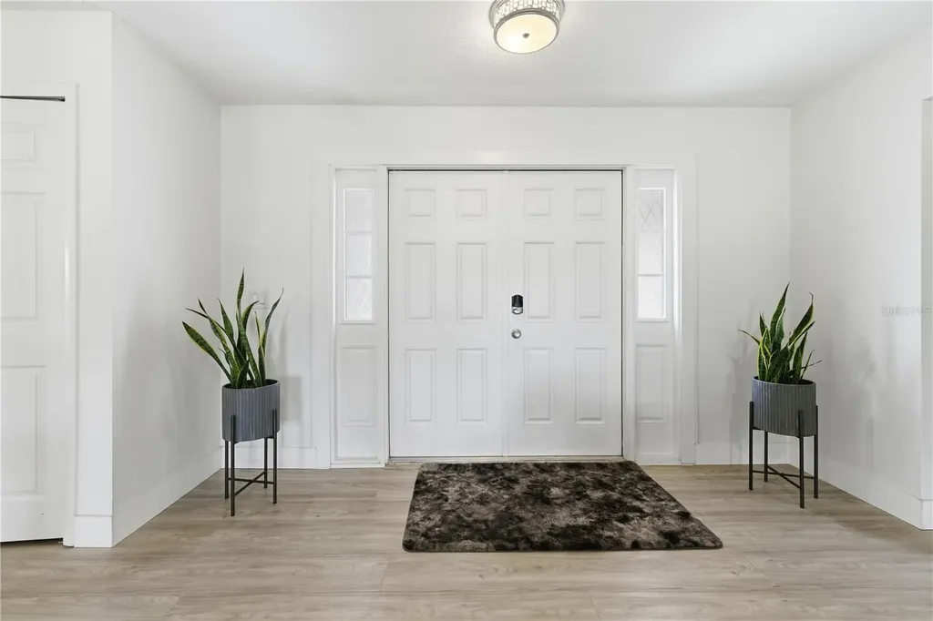 1389 Ponce De Leon Boulevard Winter Springs FL 32708