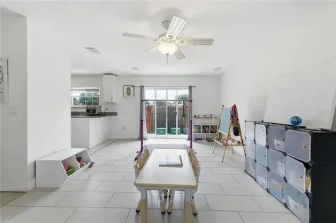 1389 Ponce De Leon Boulevard Winter Springs FL 32708