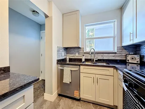 3018 59th Street S Gulfport FL 33707