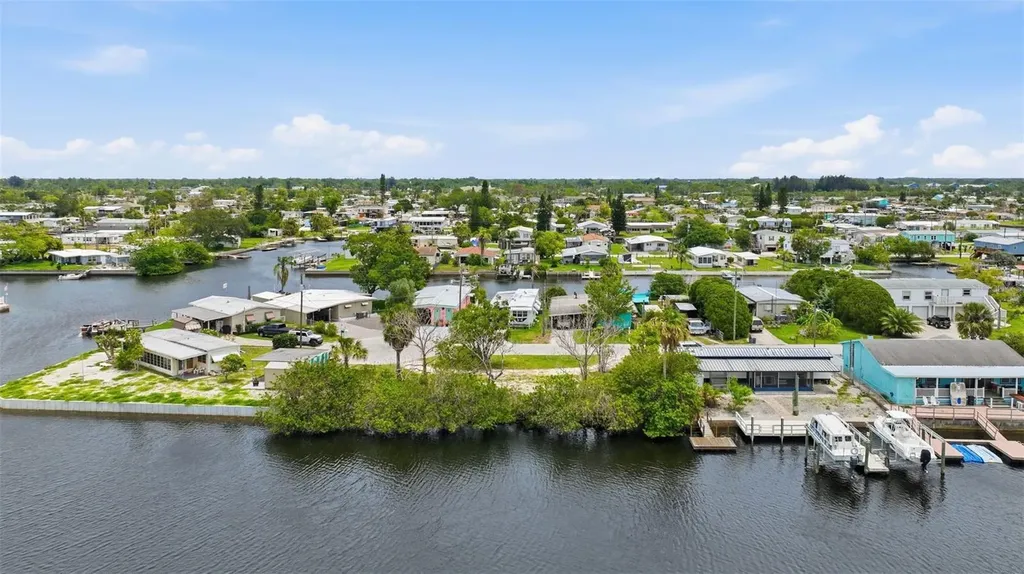13039 Port Court Hudson FL 34667