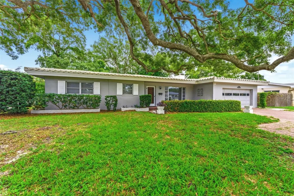 1705 Indian Rocks Road Belleair FL 33756