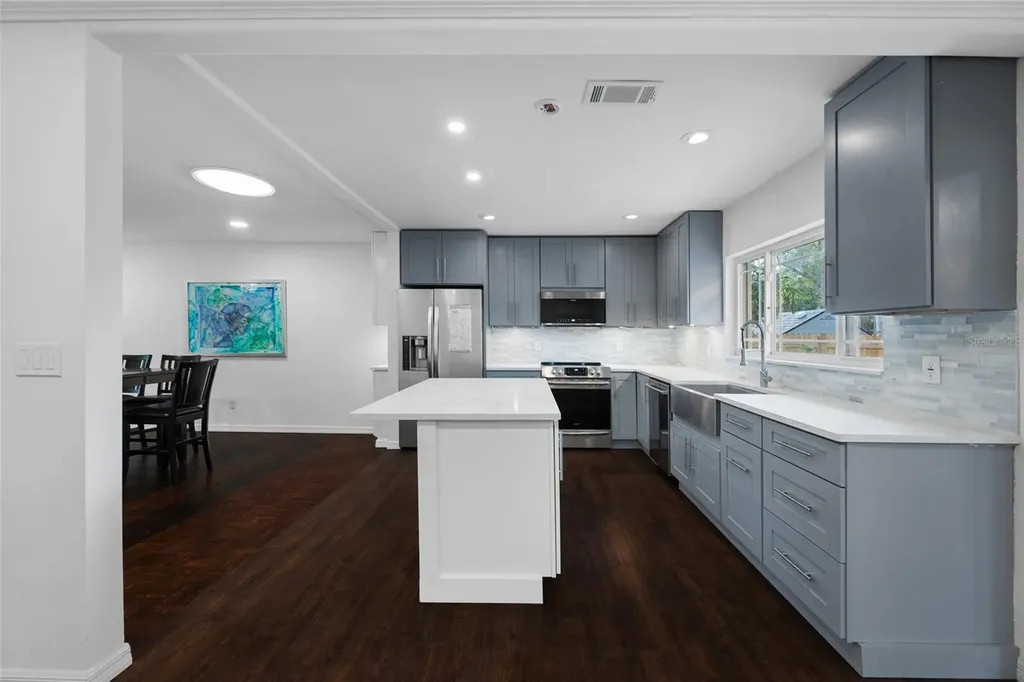 1764 Linwood Circle Clearwater FL 33755