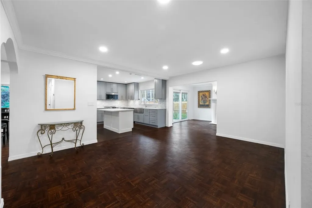 1764 Linwood Circle Clearwater FL 33755