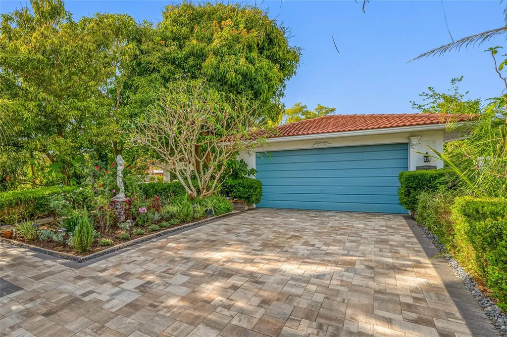 1764 Linwood Circle Clearwater FL 33755
