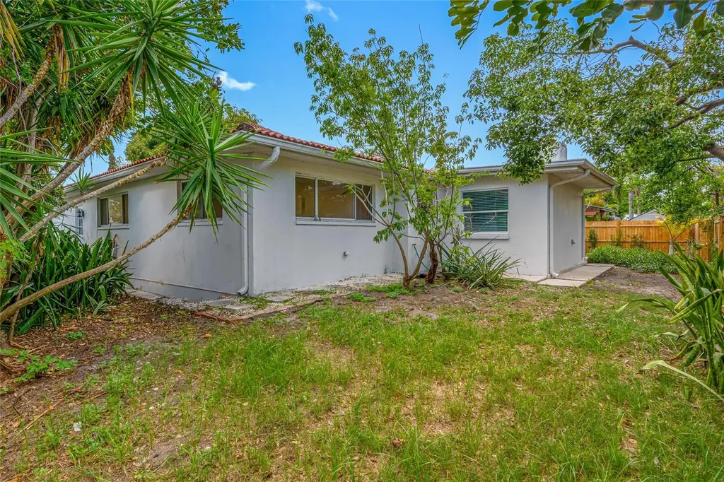 1764 Linwood Circle Clearwater FL 33755